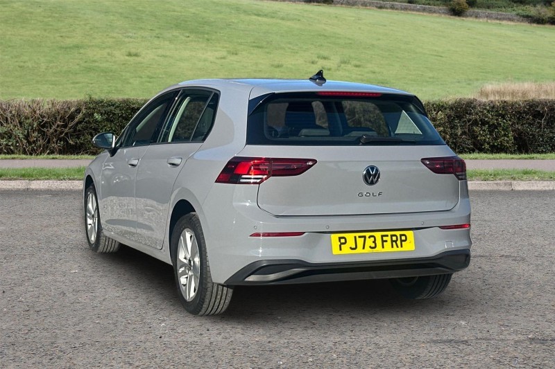 Used Volkswagen Golf 2023 for sale - 77789142: Photo 2