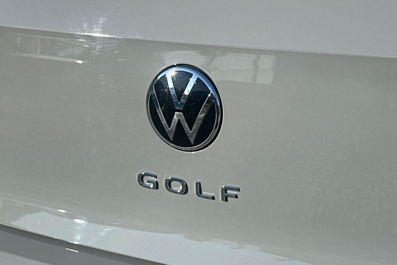 Used Volkswagen Golf 2023 for sale - 77789142: Photo 36