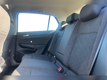 Used Volkswagen Golf 2023 for sale - 77789142: Photo