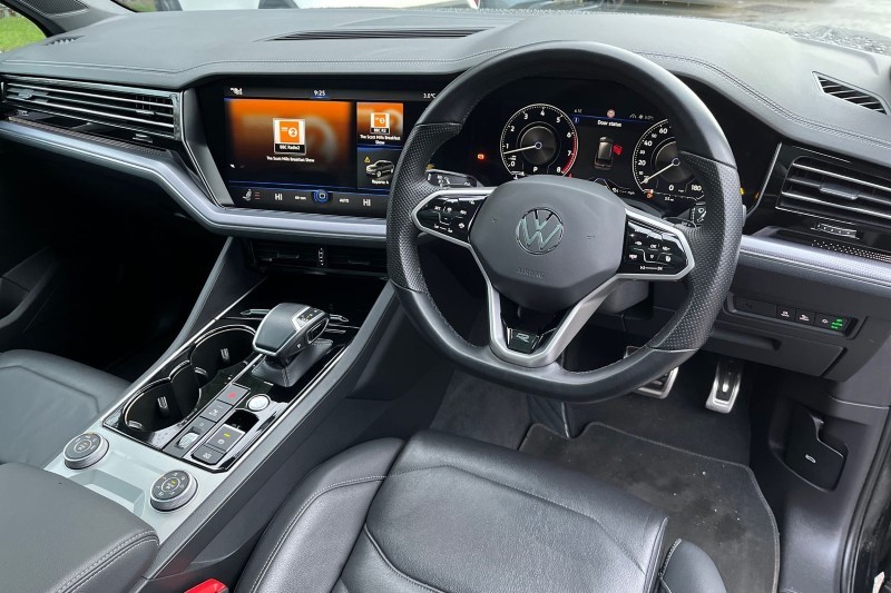 Used Volkswagen Touareg 2022 for sale - 77116200: Photo 11