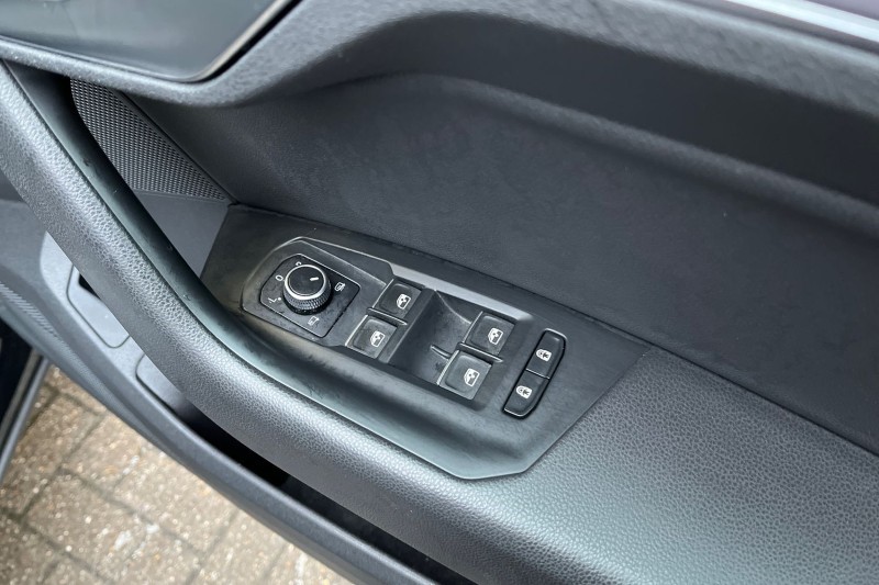 Used Volkswagen Touareg 2022 for sale - 77116200: Photo 14