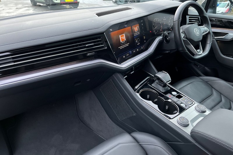 Used Volkswagen Touareg 2022 for sale - 77116200: Photo 35