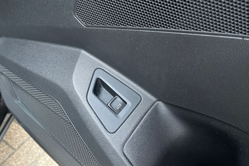 Used Volkswagen Touareg 2022 for sale - 77116200: Photo 42