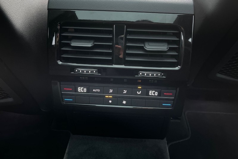 Used Volkswagen Touareg 2022 for sale - 77116200: Photo 43