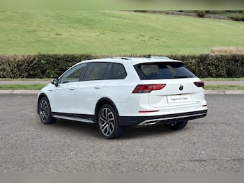 Used Volkswagen Golf 2021 for sale - 79690179: Photo