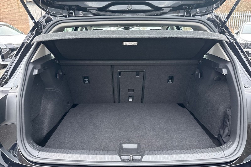 Used Volkswagen Golf 2023 for sale - 77310636: Photo 30