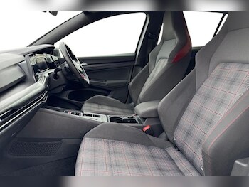 Used Volkswagen Golf 2020 for sale - 77700990: Photo