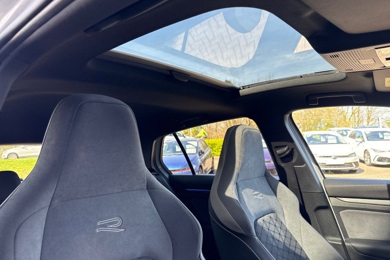 Used Volkswagen Golf 2023 for sale - 78152749: Photo 11