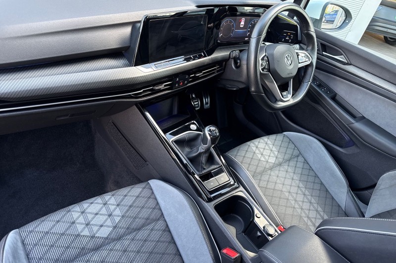 Used Volkswagen Golf 2023 for sale - 78152749: Photo 31