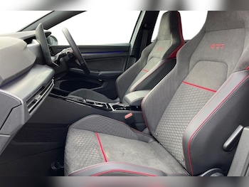 Used Volkswagen Golf 2025 for sale - 78270342: Photo