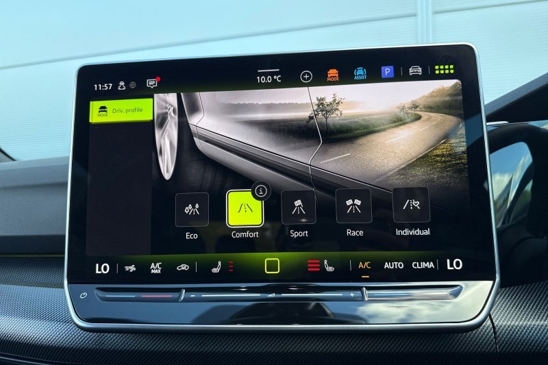 Used Volkswagen Golf 2025 for sale - 76981193: Photo 27