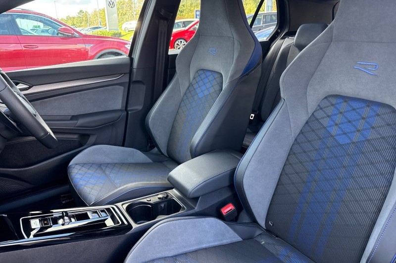 Used Volkswagen Golf 2025 for sale - 76981193: Photo 32