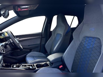 Used Volkswagen Golf 2025 for sale - 76981193: Photo