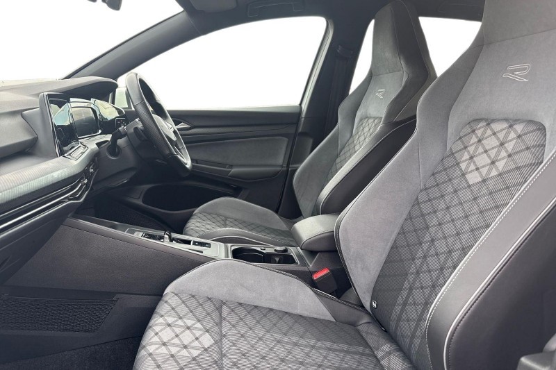 Used Volkswagen Golf 2021 for sale - 77700975: Photo 3