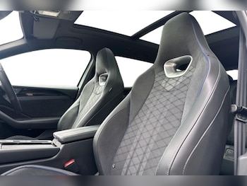 Used Volkswagen Passat 2025 for sale - 78630311: Photo