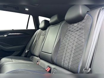Used Volkswagen Passat 2025 for sale - 78630311: Photo