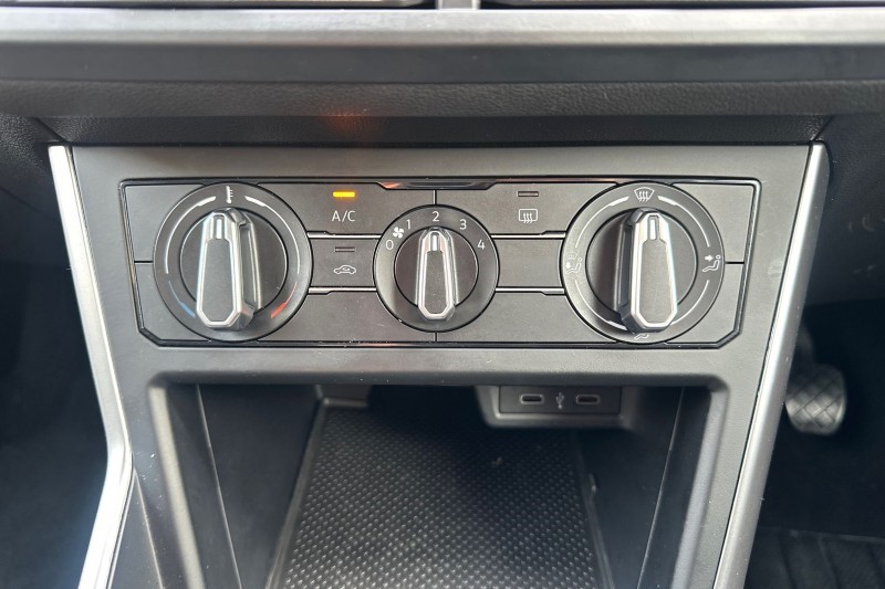 Used Volkswagen Polo 2021 for sale - 77762937: Photo 24