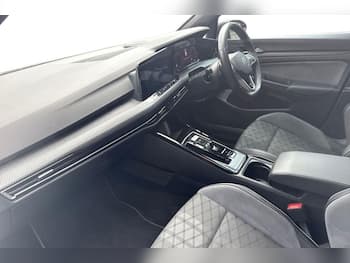 Used Volkswagen Golf 2024 for sale - 79664242: Photo
