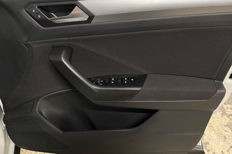 Used Volkswagen T-Roc 2024 for sale - 76982333: Photo 11