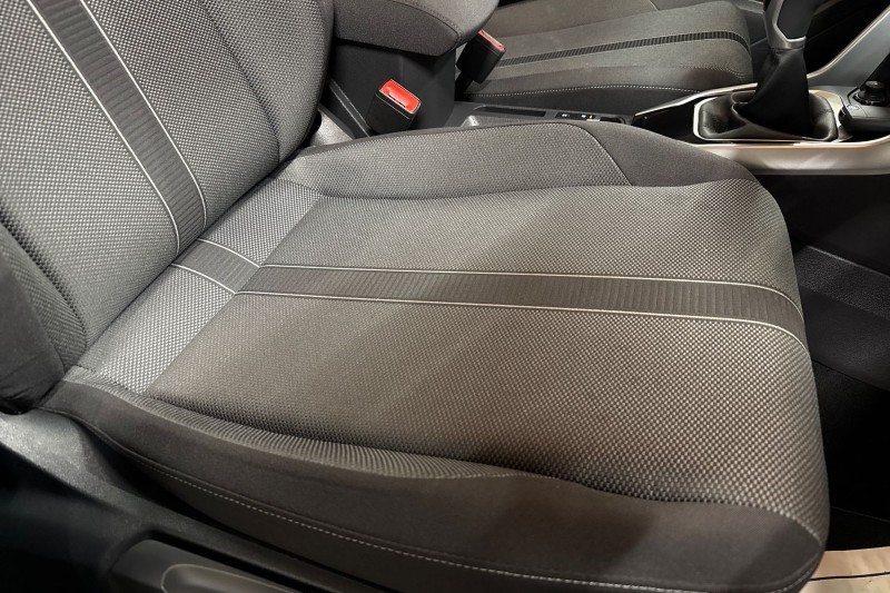 Used Volkswagen T-Roc 2024 for sale - 76982333: Photo 15