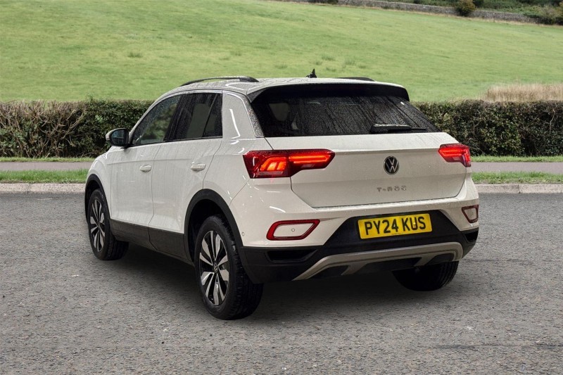 Used Volkswagen T-Roc 2024 for sale - 76982333: Photo 2