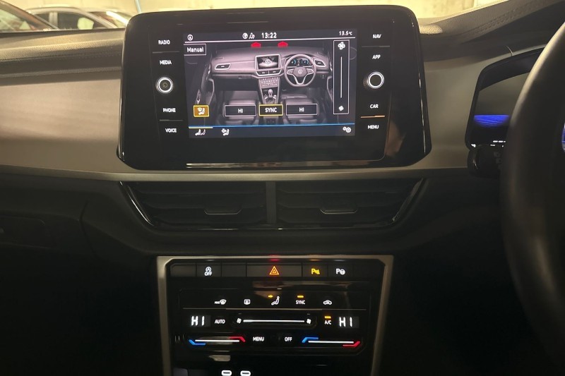 Used Volkswagen T-Roc 2024 for sale - 76982333: Photo 23