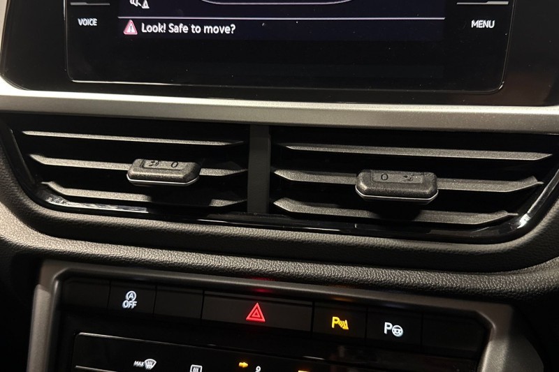 Used Volkswagen T-Roc 2024 for sale - 76982333: Photo 24