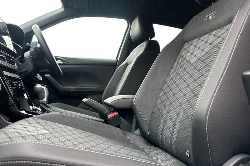 Used Volkswagen T-Cross 2025 for sale - 77653253: Photo 3