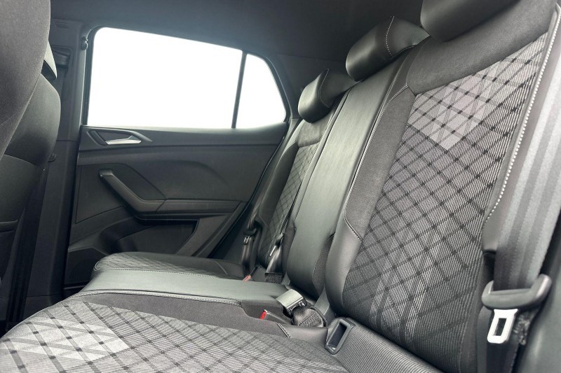 Used Volkswagen T-Cross 2025 for sale - 77653253: Photo 4