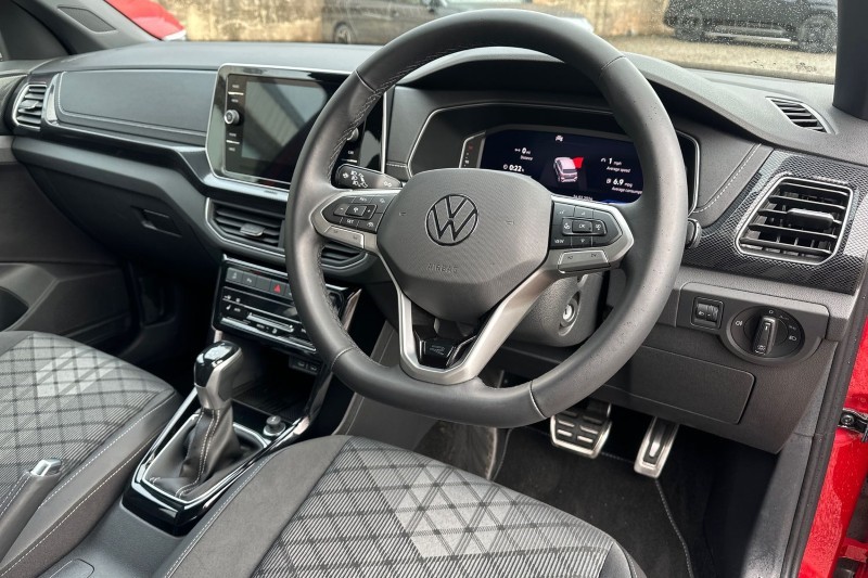 Used Volkswagen T-Cross 2025 for sale - 77653301: Photo 10
