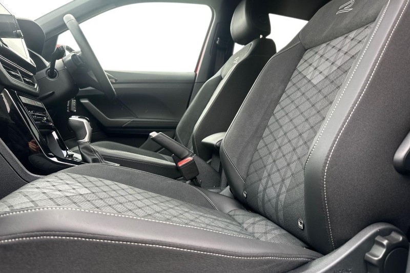 Used Volkswagen T-Cross 2025 for sale - 77653301: Photo 3