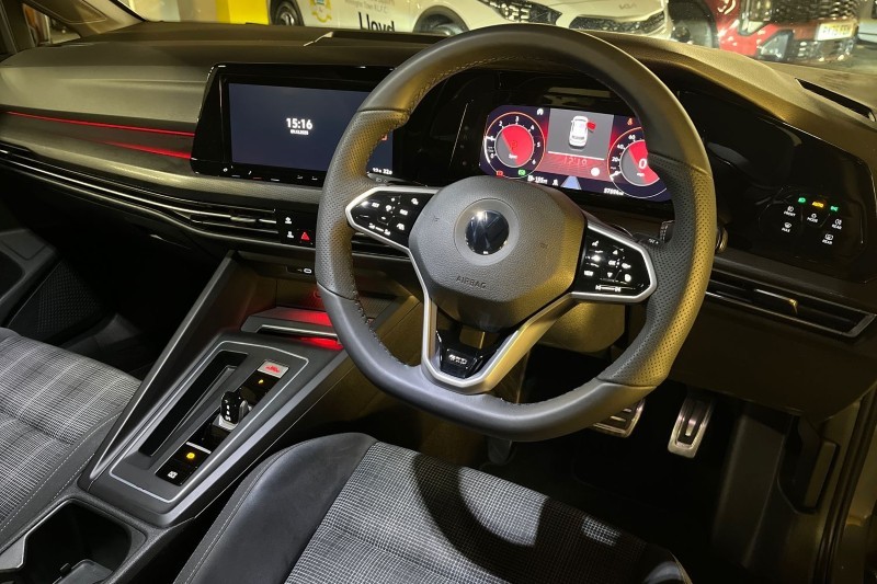 Used Volkswagen Golf 2021 for sale - 76982147: Photo 10