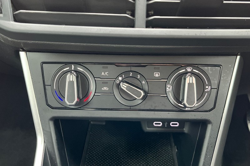 Used Volkswagen Polo 2022 for sale - 76982289: Photo 24