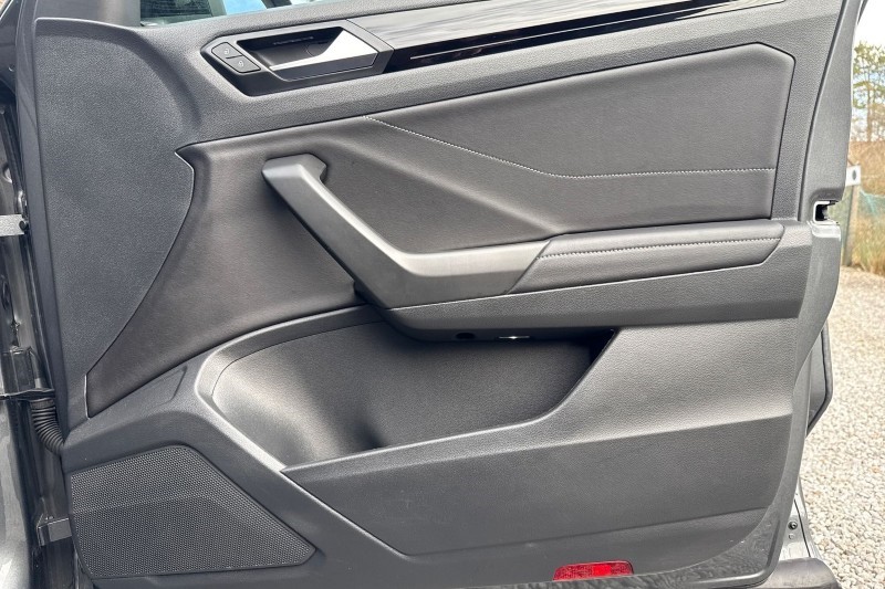 Used Volkswagen T-Roc 2023 for sale - 77700992: Photo 11