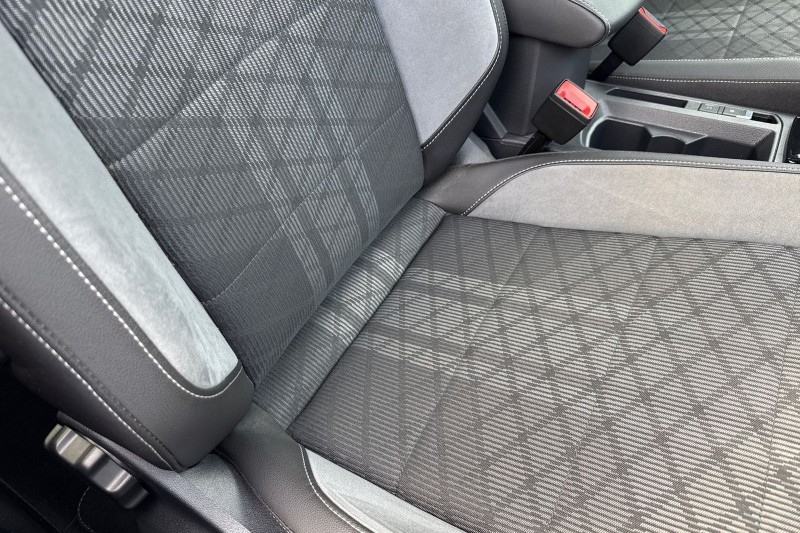 Used Volkswagen T-Roc 2023 for sale - 77700992: Photo 15