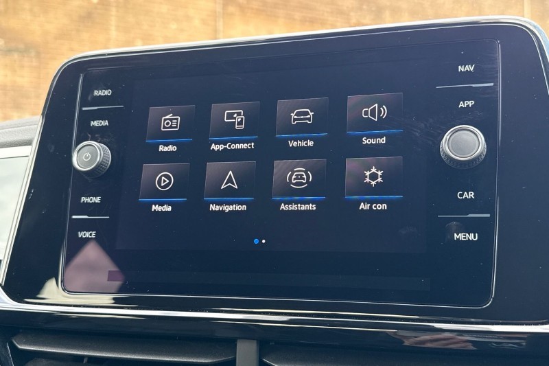 Used Volkswagen T-Roc 2023 for sale - 77700992: Photo 22