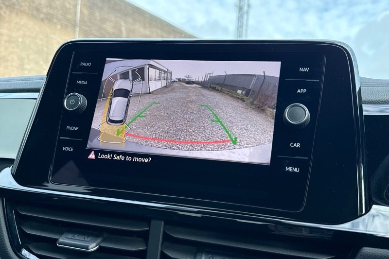 Used Volkswagen T-Roc 2023 for sale - 77700992: Photo 24