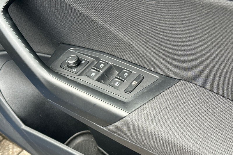 Used Volkswagen T-Roc 2023 for sale - 78209884: Photo 14