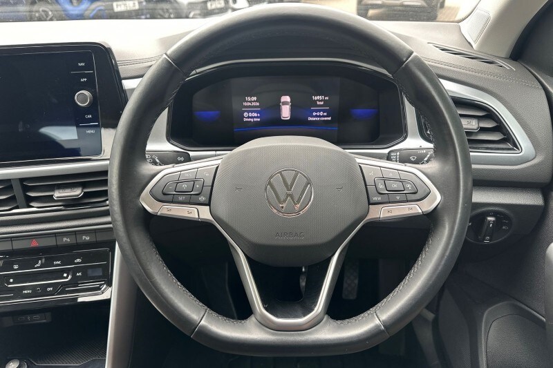 Used Volkswagen T-Roc 2023 for sale - 78209884: Photo 18