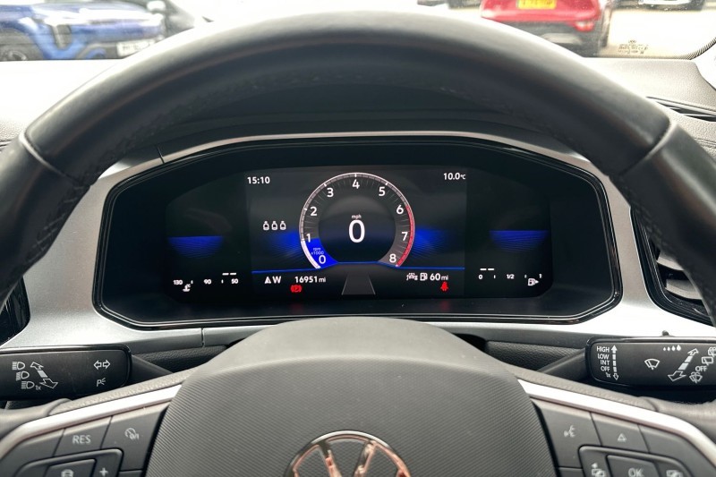 Used Volkswagen T-Roc 2023 for sale - 78209884: Photo 21