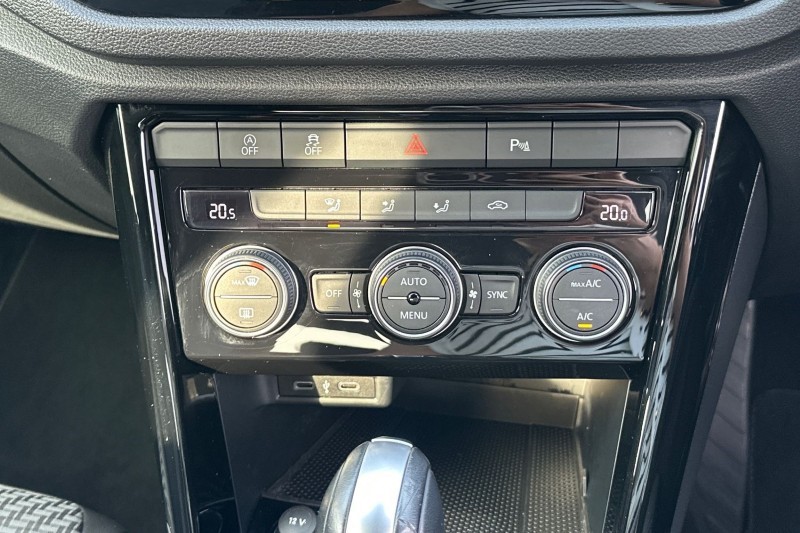 Used Volkswagen T-Roc 2022 for sale - 77965427: Photo 26