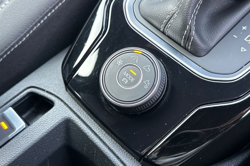 Used Volkswagen T-Roc 2022 for sale - 77965427: Photo 27