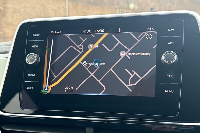 Used Volkswagen T-Roc 2023 for sale - 77700978: Photo 22