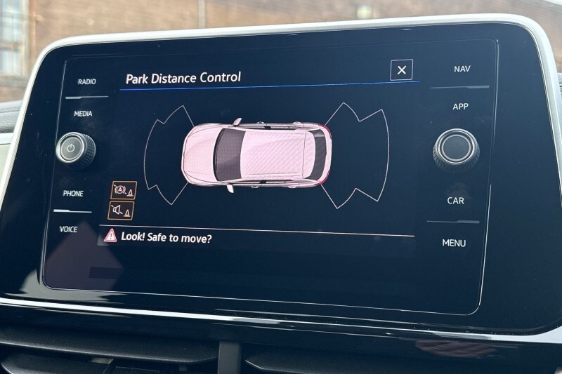 Used Volkswagen T-Roc 2023 for sale - 77700978: Photo 42