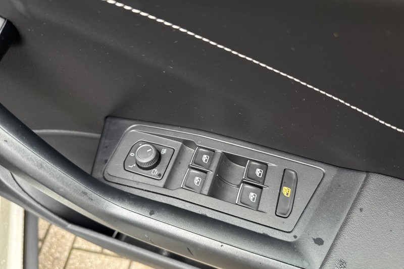 Used Volkswagen T-Roc 2023 for sale - 76982003: Photo 13