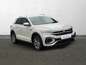 Used Volkswagen T-Roc 2023 for sale - 76982003: Photo