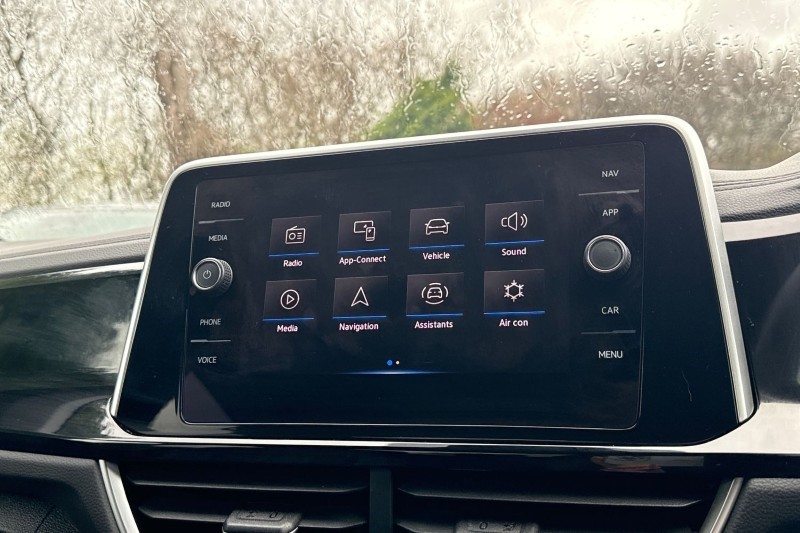 Used Volkswagen T-Roc 2023 for sale - 76982003: Photo 22