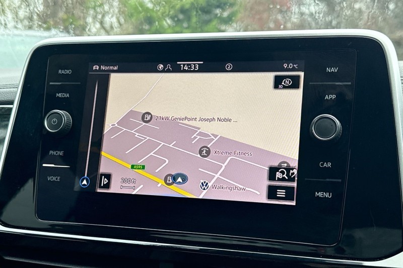 Used Volkswagen T-Roc 2023 for sale - 76982003: Photo 23