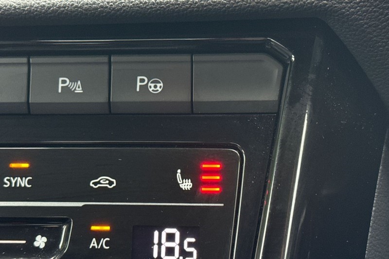 Used Volkswagen T-Roc 2023 for sale - 76982003: Photo 26