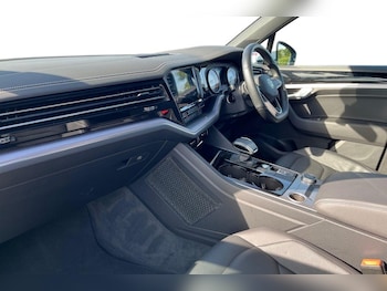 Used Volkswagen Touareg 2022 for sale - 79491474: Photo